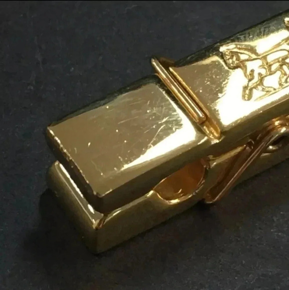 Celine Horse Carriage Gold Tone Clothespin Paper Holder Clip - Picture 6 of 6